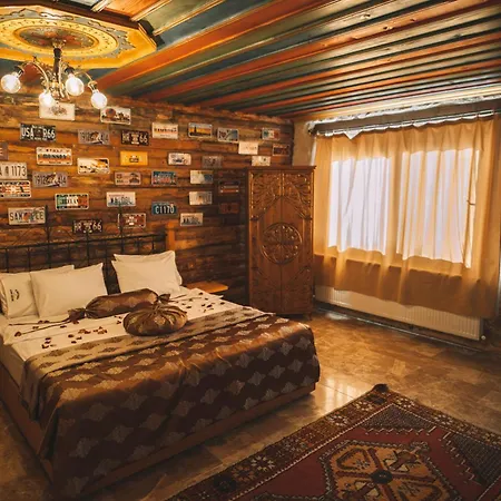 Bed and Breakfast Cavusin Cave House-Cappadocia Göreme Zewnętrze zdjęcie