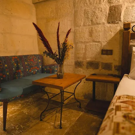 Bed and Breakfast Cavusin Cave House-Cappadocia Göreme Zewnętrze zdjęcie