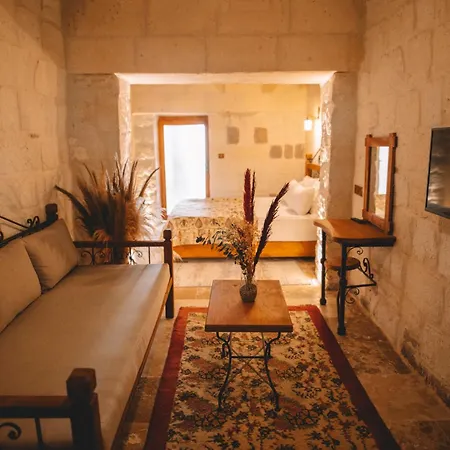 Bed and Breakfast Cavusin Cave House-Cappadocia Göreme Zewnętrze zdjęcie
