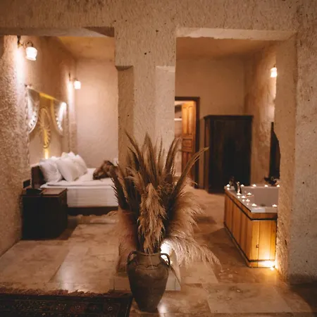 Bed and Breakfast Cavusin Cave House-Cappadocia Göreme Zewnętrze zdjęcie