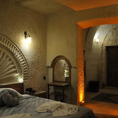 Bed and Breakfast Cavusin Cave House-Cappadocia Göreme Zewnętrze zdjęcie