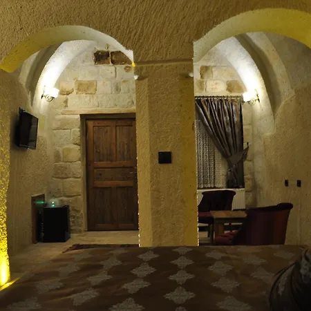 Bed and Breakfast Cavusin Cave House-Cappadocia Göreme Zewnętrze zdjęcie