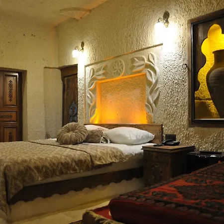 Bed and Breakfast Cavusin Cave House-Cappadocia Göreme Zewnętrze zdjęcie