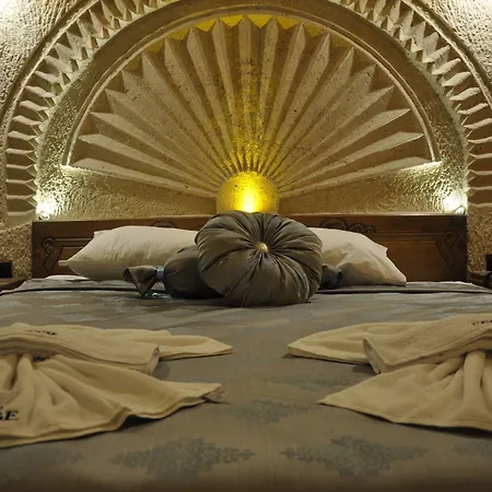 Bed and Breakfast Cavusin Cave House-Cappadocia Göreme Zewnętrze zdjęcie