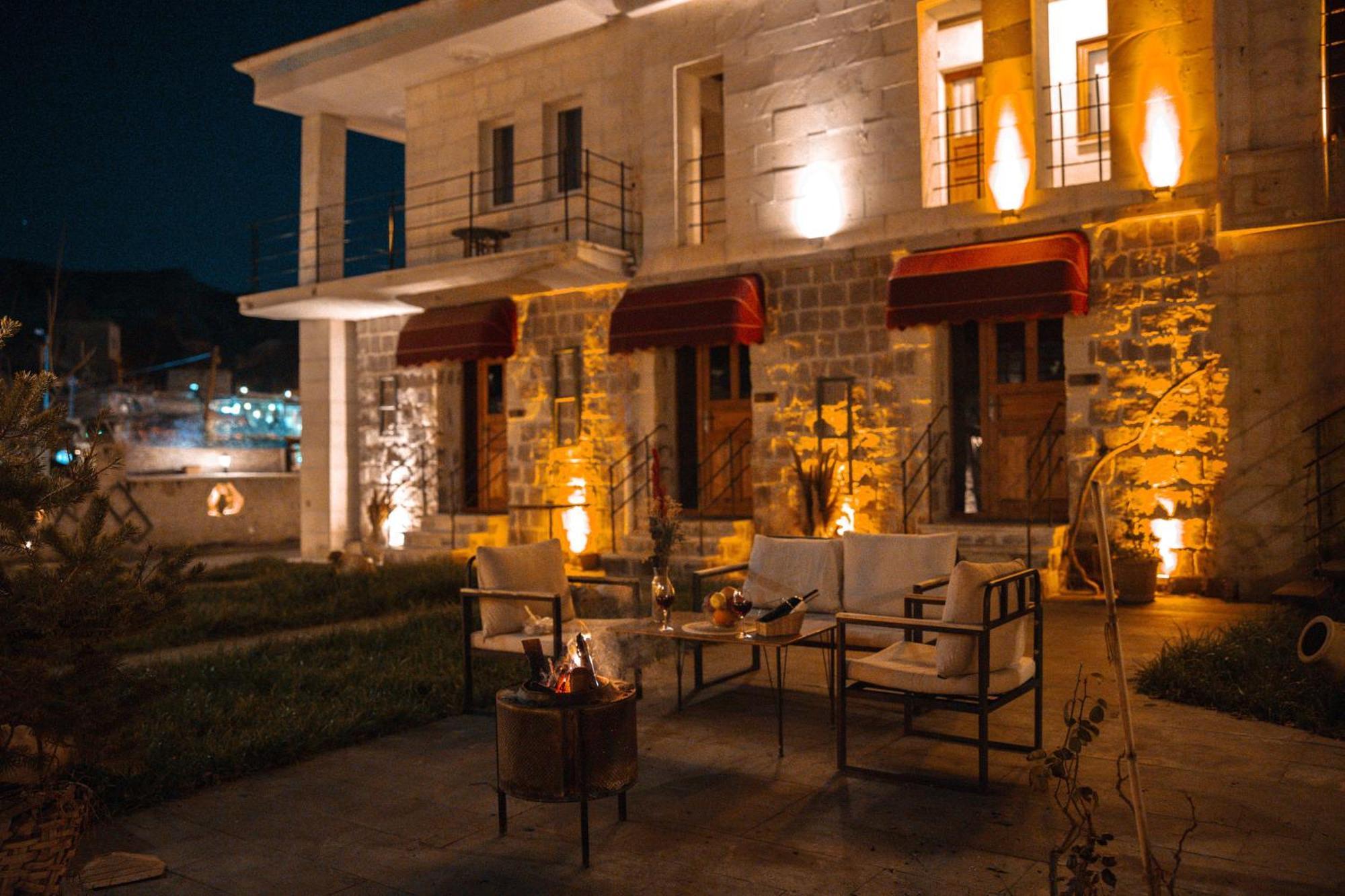Cavusin Cave House-cappadocia Bed & Breakfast 2*