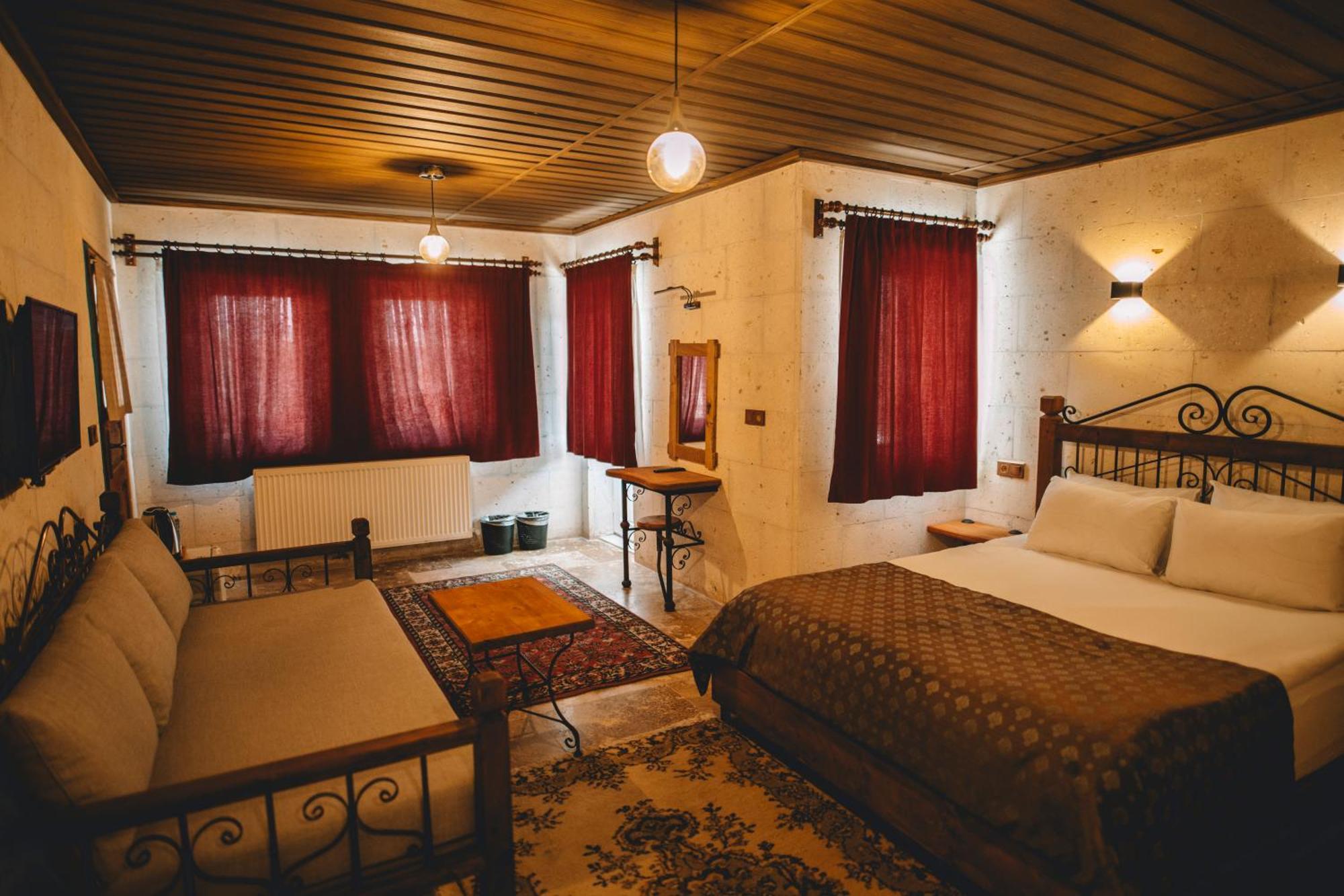 Bed & Breakfast Cavusin Cave House-cappadocia