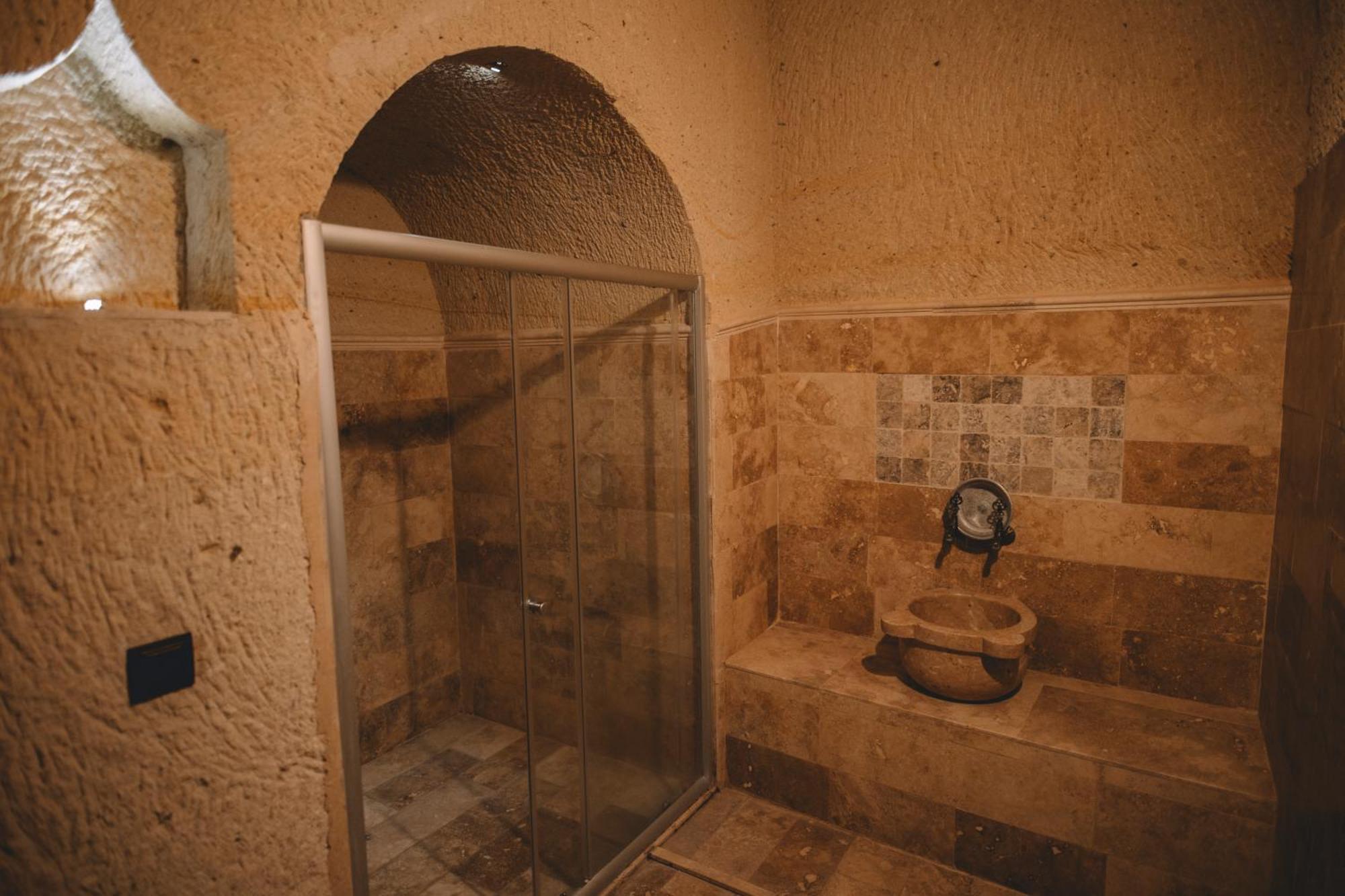 Bed & Breakfast Cavusin Cave House-cappadocia 2*