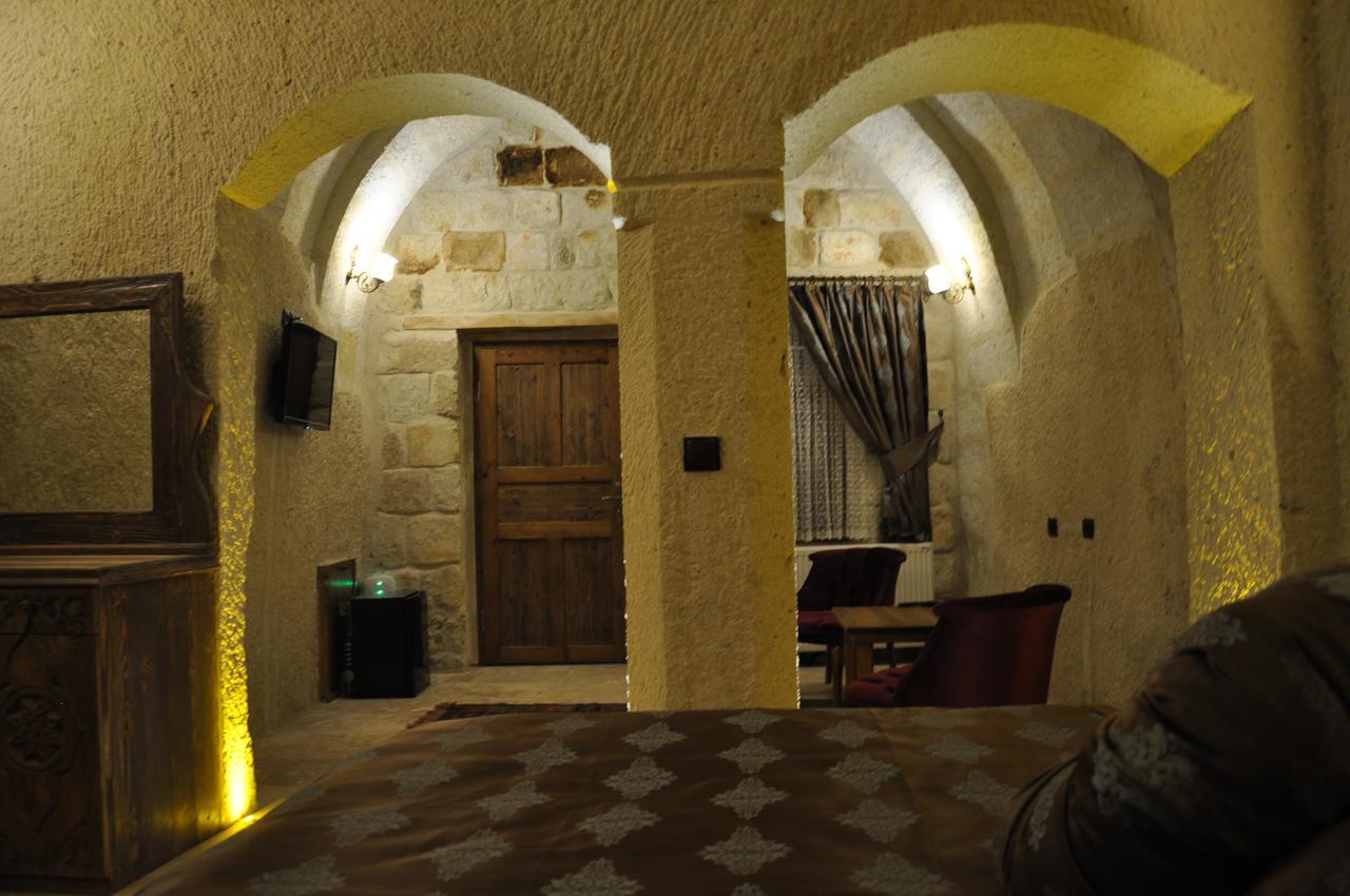 Cavusin Cave House-cappadocia Bed & Breakfast